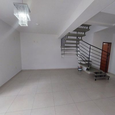 Casa Residencial com 86m², 3 quartos (sendo 1 suíte), 1 garagem, no bairro Potecas em São José