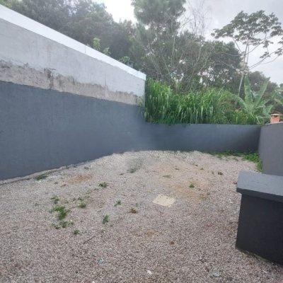 Casa Residencial com 86m², 3 quartos (sendo 1 suíte), 1 garagem, no bairro Potecas em São José