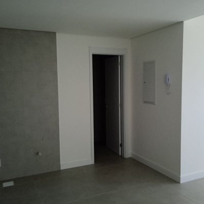 Studio Residencial com 33m², 1 quarto, 1 garagem, no bairro Trindade em Florianópolis