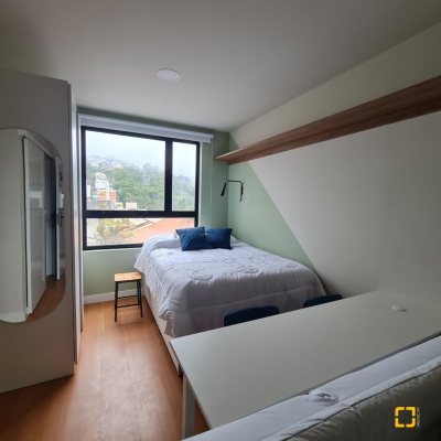 Studio Residencial com 23m², 1 quarto, 1 garagem, no bairro Carvoeira em Florianópolis