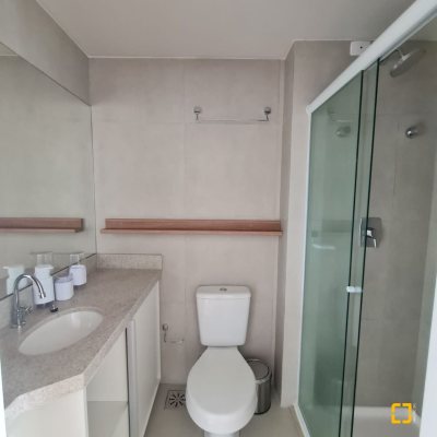 Studio Residencial com 23m², 1 quarto, 1 garagem, no bairro Carvoeira em Florianópolis