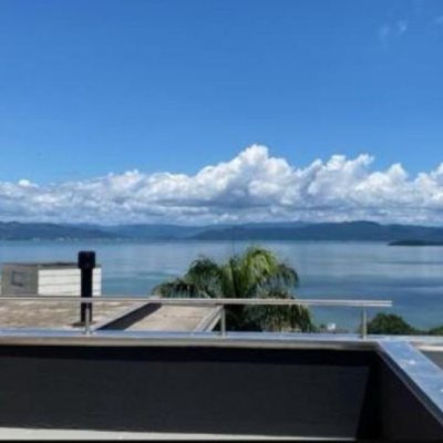 Casa em Condomínio com 323m², 3 quartos (sendo 3 suítes), 4 garagens, no bairro Cacupé em Florianópolis