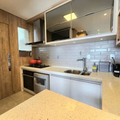 Apartamentos com 113m², 3 quartos (sendo 1 suíte), 2 garagens, no bairro João Paulo em Florianópolis