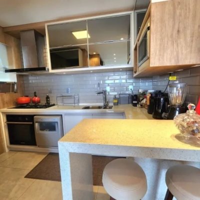 Apartamentos com 113m², 3 quartos (sendo 1 suíte), 2 garagens, no bairro João Paulo em Florianópolis