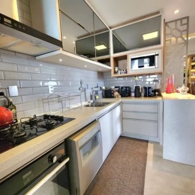 Apartamentos com 113m², 3 quartos (sendo 1 suíte), 2 garagens, no bairro João Paulo em Florianópolis