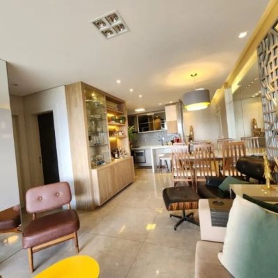 Apartamentos com 113m², 3 quartos (sendo 1 suíte), 2 garagens, no bairro João Paulo em Florianópolis