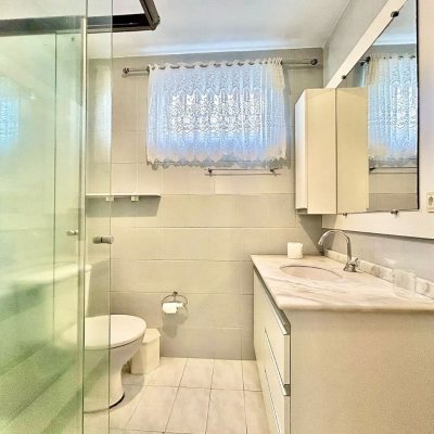 Apartamentos com 73m², 3 quartos, 1 garagem, no bairro Campinas em São José