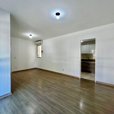 Apartamentos com 73m², 3 quartos, 1 garagem, no bairro Campinas em São José