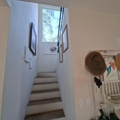 Casa Residencial com 190m², 2 quartos (sendo 2 suítes), 2 garagens, no bairro Ponta Das Canas em Floranópolis