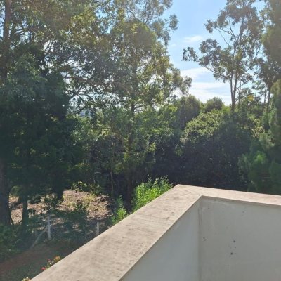 Casa Residencial com 190m², 2 quartos (sendo 2 suítes), 2 garagens, no bairro Ponta Das Canas em Floranópolis