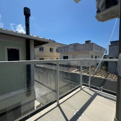 Apartamentos com 58m², 2 quartos (sendo 1 suíte), 1 garagem, no bairro Ingleses do Rio Vermelho em Florianópolis