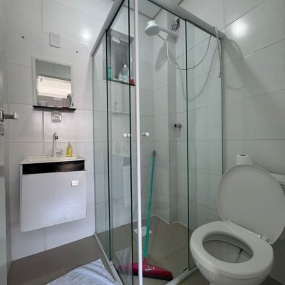 Apartamentos com 58m², 2 quartos (sendo 1 suíte), 1 garagem, no bairro Ingleses do Rio Vermelho em Florianópolis