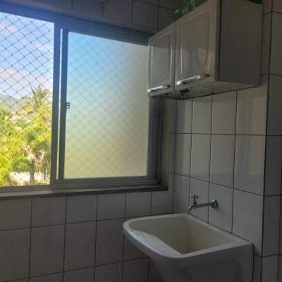 Apartamentos com 79m², 3 quartos (sendo 1 suíte), 1 garagem, no bairro Saco Grande em Florianópolis