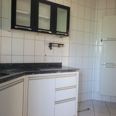 Apartamentos com 79m², 3 quartos (sendo 1 suíte), 1 garagem, no bairro Saco Grande em Florianópolis