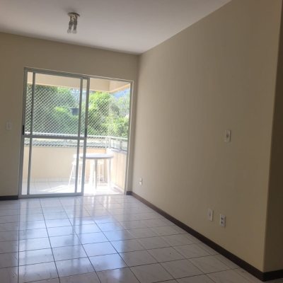 Apartamentos com 79m², 3 quartos (sendo 1 suíte), 1 garagem, no bairro Saco Grande em Florianópolis