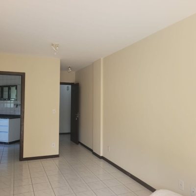 Apartamentos com 79m², 3 quartos (sendo 1 suíte), 1 garagem, no bairro Saco Grande em Florianópolis
