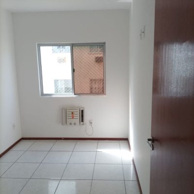 Apartamentos com 52m², 2 quartos, 1 garagem, no bairro São Sebastião em Palhoça