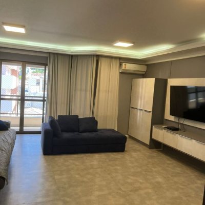 Cobertura com 327m², 5 quartos (sendo 2 suítes), 3 garagens, no bairro Trindade em Florianópolis