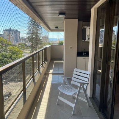 Cobertura com 327m², 5 quartos (sendo 2 suítes), 3 garagens, no bairro Trindade em Florianópolis