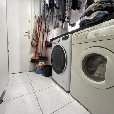 Apartamentos com 106m², 3 quartos (sendo 1 suíte), 1 garagem, no bairro Centro em Florianópolis