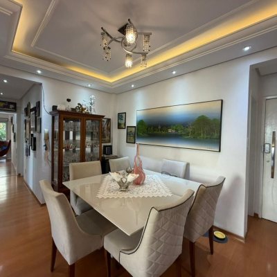 Apartamentos com 106m², 3 quartos (sendo 1 suíte), 1 garagem, no bairro Centro em Florianópolis