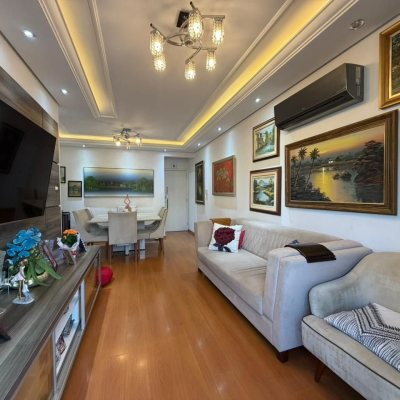 Apartamentos com 106m², 3 quartos (sendo 1 suíte), 1 garagem, no bairro Centro em Florianópolis