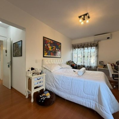 Apartamentos com 106m², 3 quartos (sendo 1 suíte), 1 garagem, no bairro Centro em Florianópolis