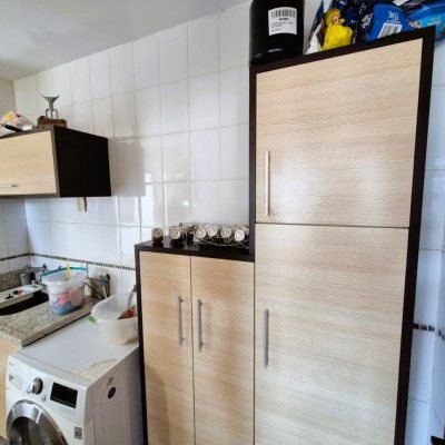 Casa Residencial com 230m², 4 quartos (sendo 2 suítes), 2 garagens, no bairro Agronômica em Florianópolis