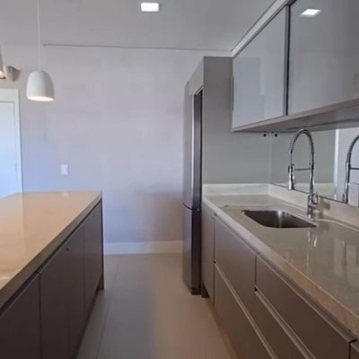Apartamentos com 147m², 2 quartos (sendo 2 suítes), 2 garagens, no bairro Jurerê Internacional em Florianópolis