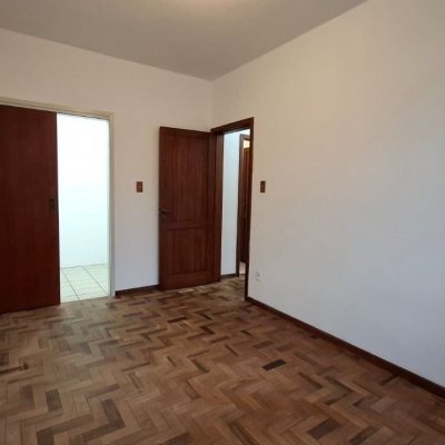 Apartamentos com 71m², 2 quartos, 1 garagem, no bairro Centro em Florianópolis