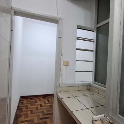 Apartamentos com 71m², 2 quartos, 1 garagem, no bairro Centro em Florianópolis
