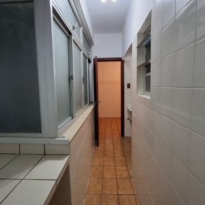 Apartamentos com 71m², 2 quartos, 1 garagem, no bairro Centro em Florianópolis