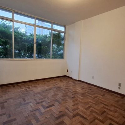 Apartamentos com 71m², 2 quartos, 1 garagem, no bairro Centro em Florianópolis