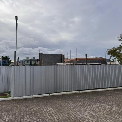 Casa em Condomínio com 266m², 3 quartos (sendo 3 suítes), 2 garagens, no bairro Campeche em Florianópolis