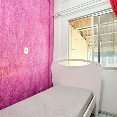 Sobrado Residencial com 76m², 4 quartos, 1 garagem, no bairro Ingleses do Rio Vermelho em Florianópolis