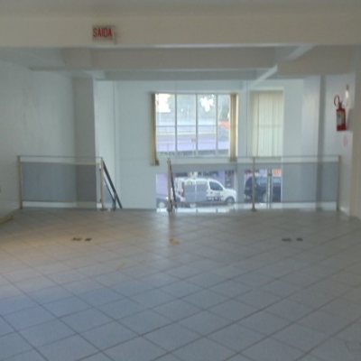 Loja com 214m², 1 garagem, no bairro Centro em Florianópolis