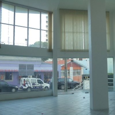 Loja com 214m², 1 garagem, no bairro Centro em Florianópolis