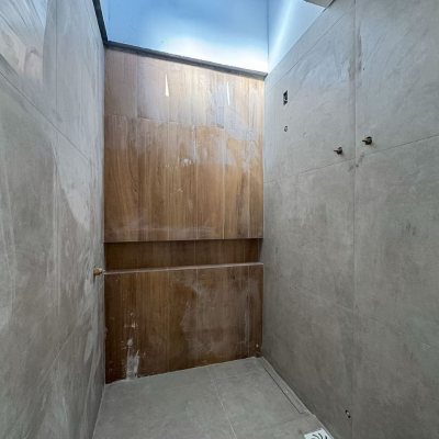 Casa Residencial com 157m², 3 quartos (sendo 3 suítes), 2 garagens, no bairro Campeche em Florianópolis