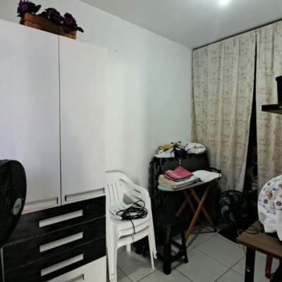 Casa Residencial com 158m², 3 quartos (sendo 1 suíte), 3 garagens, no bairro Nossa Senhora Do Rosário em São José