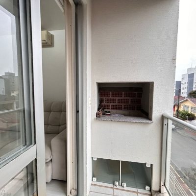 Apartamentos com 60m², 2 quartos (sendo 1 suíte), 1 garagem, no bairro Estreito em Florianópolis