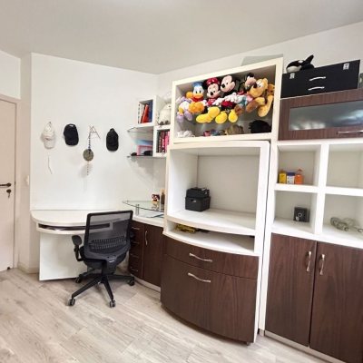 Apartamentos com 60m², 2 quartos (sendo 1 suíte), 1 garagem, no bairro Estreito em Florianópolis