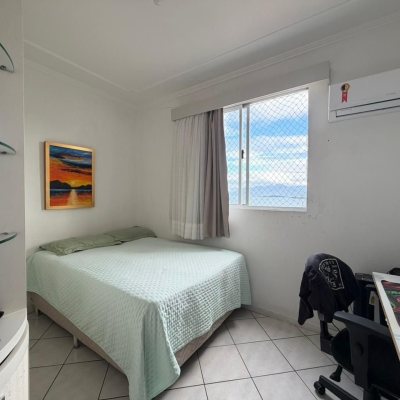 Apartamentos com 101m², 3 quartos (sendo 1 suíte), 1 garagem, no bairro Campinas em São José