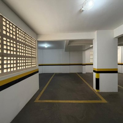 Apartamentos com 101m², 3 quartos (sendo 1 suíte), 1 garagem, no bairro Campinas em São José