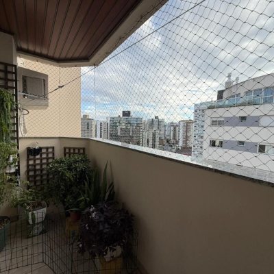 Apartamentos com 101m², 3 quartos (sendo 1 suíte), 1 garagem, no bairro Campinas em São José