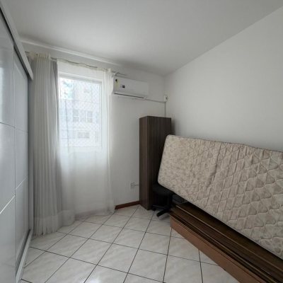 Apartamentos com 101m², 3 quartos (sendo 1 suíte), 1 garagem, no bairro Campinas em São José