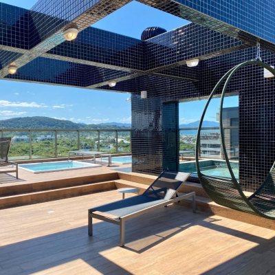 Apartamentos com 90m², 2 quartos (sendo 2 suítes), 2 garagens, no bairro Jurerê Internacional em Florianópolis