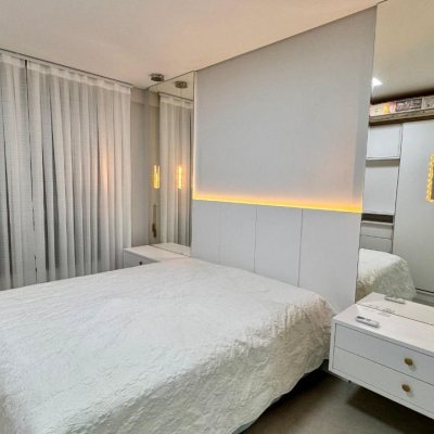 Apartamentos com 90m², 2 quartos (sendo 2 suítes), 2 garagens, no bairro Jurerê Internacional em Florianópolis