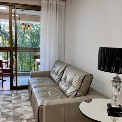 Apartamentos com 90m², 2 quartos (sendo 2 suítes), 2 garagens, no bairro Jurerê Internacional em Florianópolis