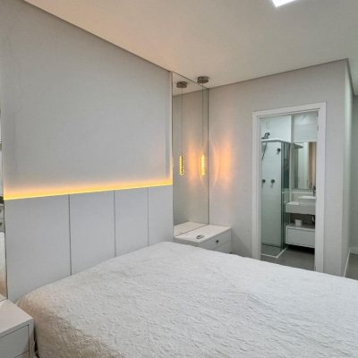Apartamentos com 90m², 2 quartos (sendo 2 suítes), 2 garagens, no bairro Jurerê Internacional em Florianópolis