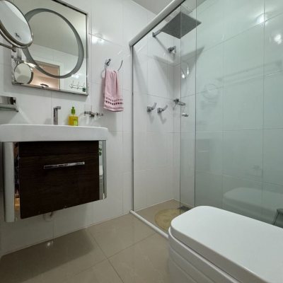 Casa Residencial com 305m², 3 quartos (sendo 3 suítes), 3 garagens, no bairro Pântano Do Sul em Florianópolis